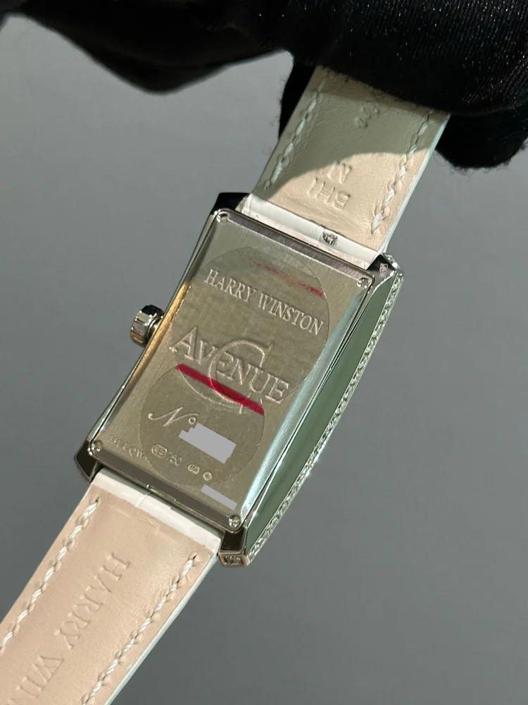 Harry Winston Avenue 331/UQW